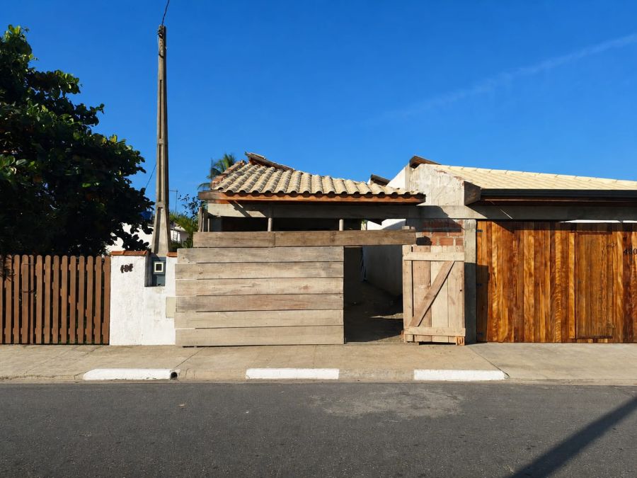 Casa Geminada - Venda - Balne�rio Sambur� - Ilha Comprida - SP