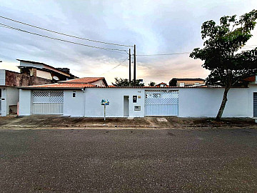 Casa � Venda