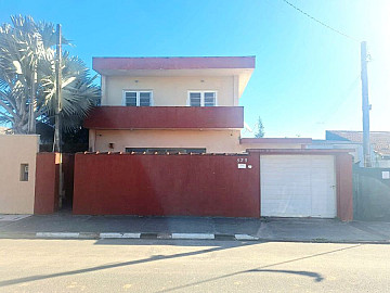 Sobrado � Venda